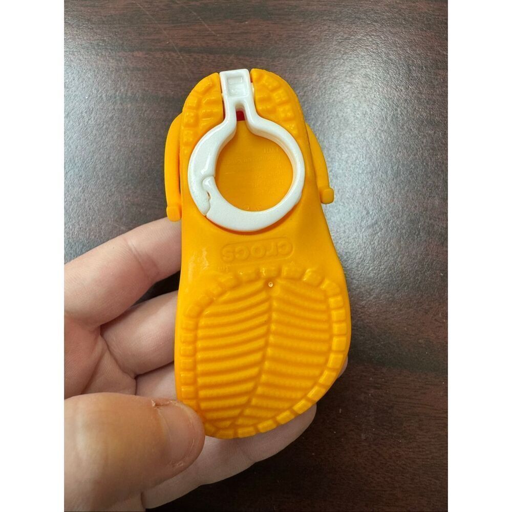 McDonalds Mini Crocs Keychain - Picture 2 of 2